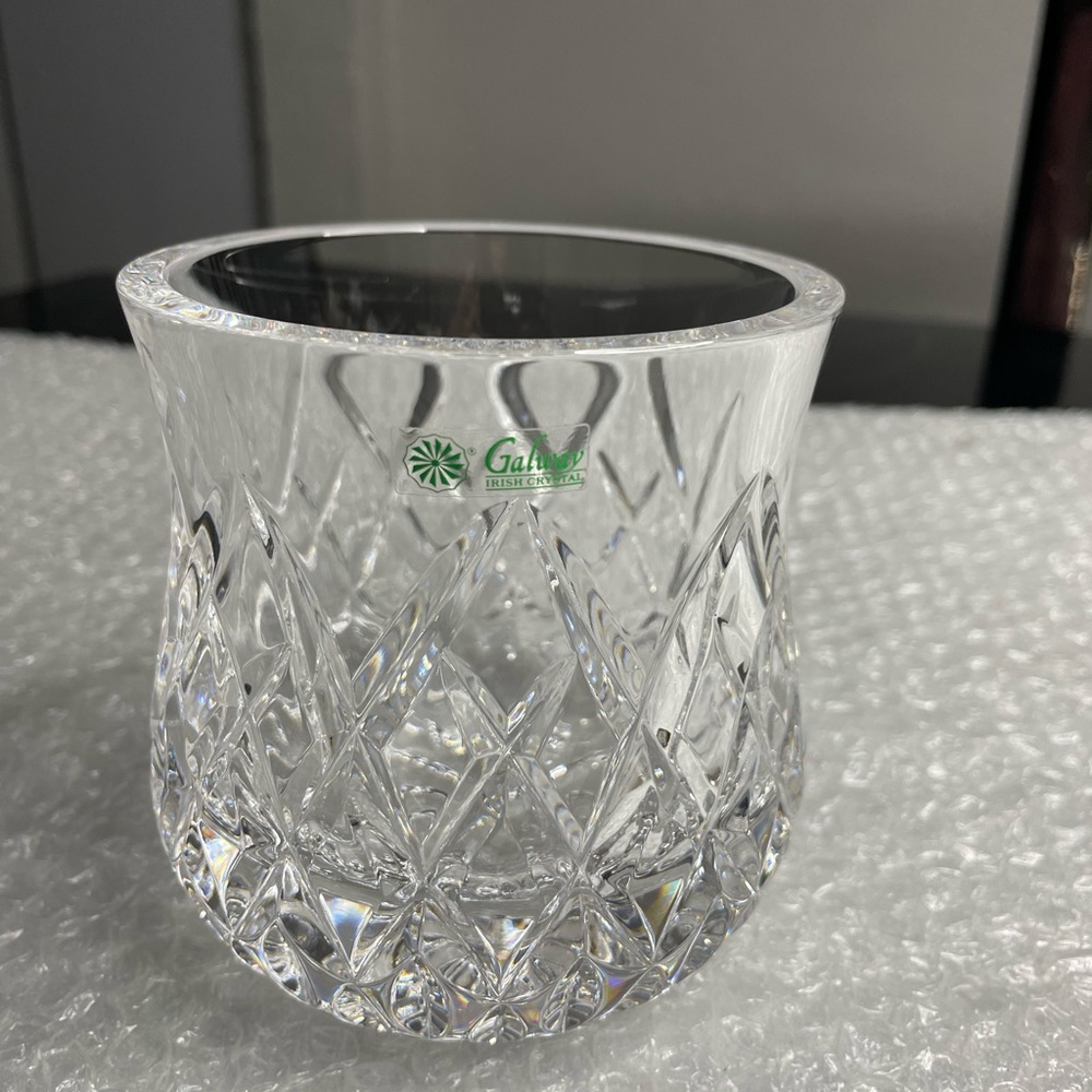 Galway Irish Crystal flower vase
